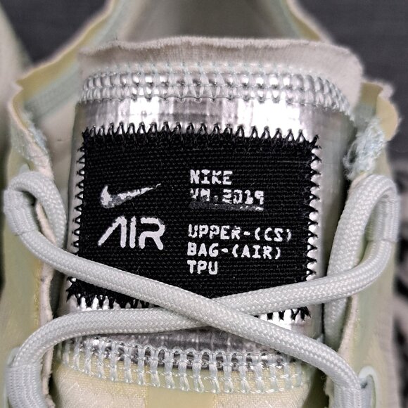 %Nike Air VaporMax 2019 Barely Grey Size 10.5 Mens AR6631-005 Men A9 main image 10